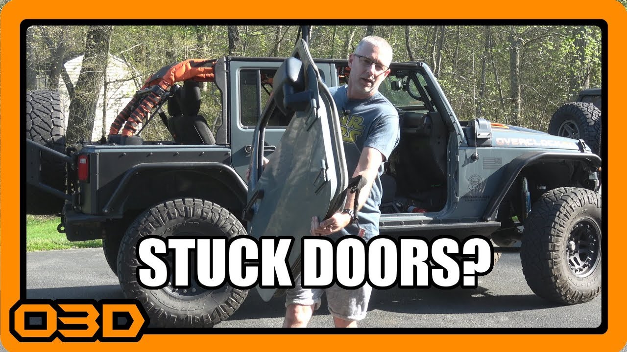CPO Quick Tip - Stuck Door Removal - 2015 Jeep Wrangler JK JKU Hinges